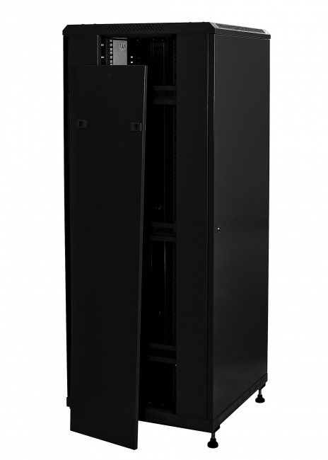 Шкаф напольный 19" черный 30U, стеклянная дверь, ширина 600 мм, глубина 1000 мм